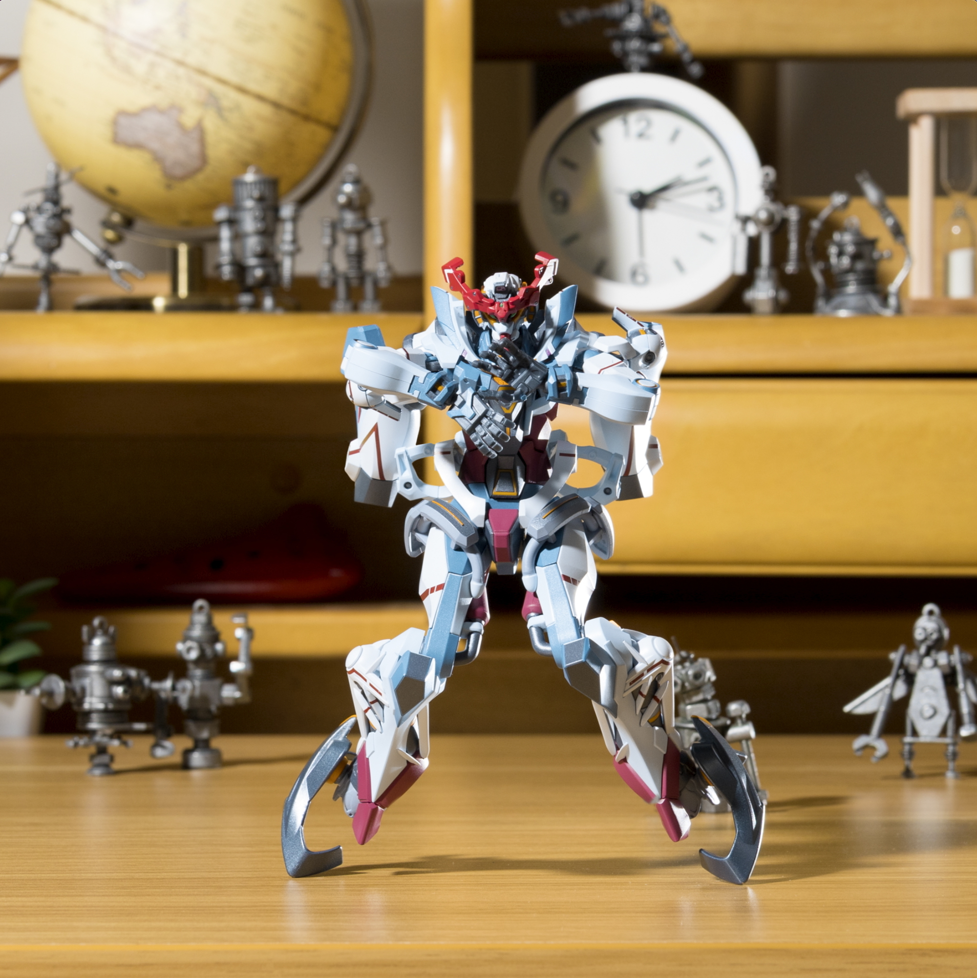 Plazma」踊るガンダム公開 | 米津玄師 official site「REISSUE RECORDS」